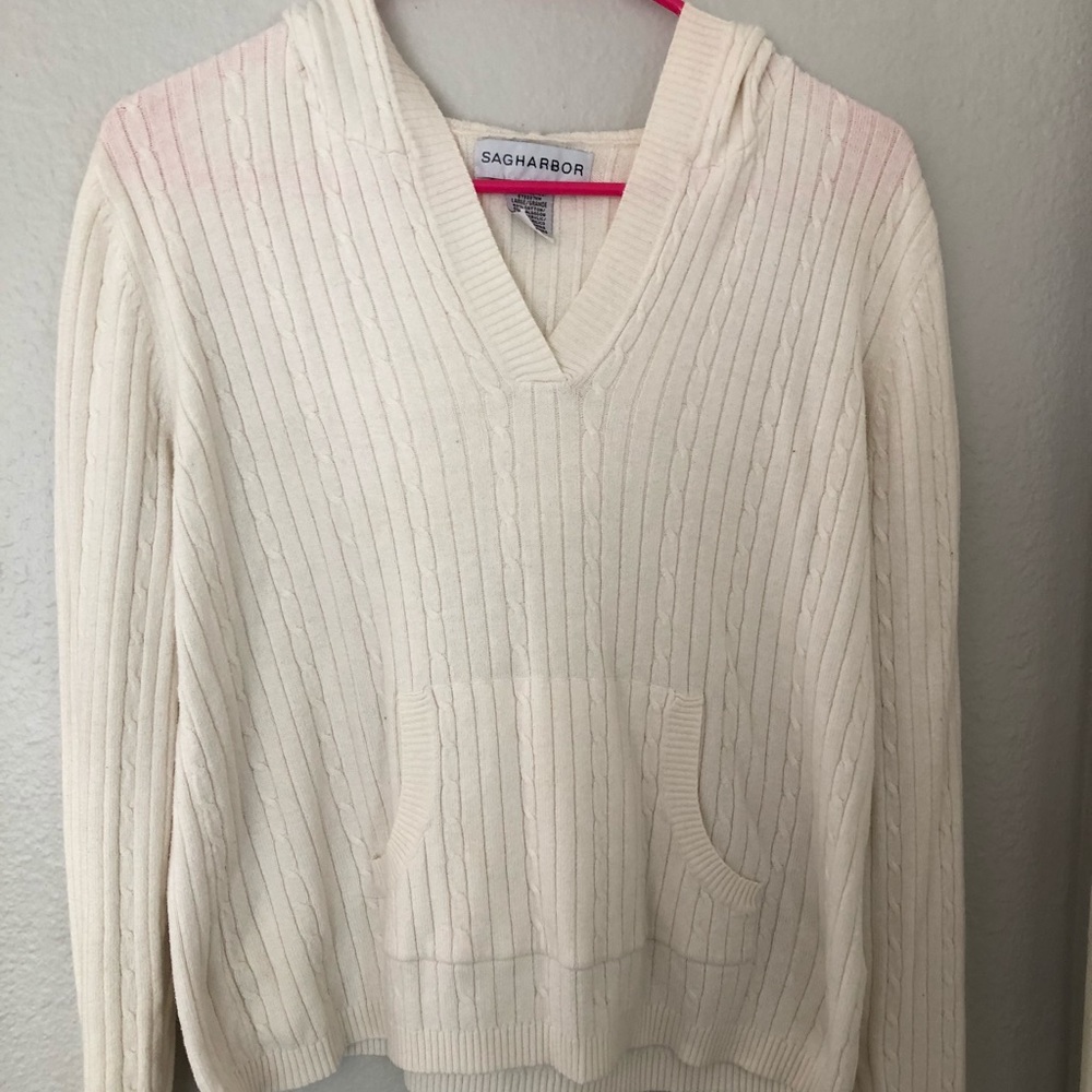 White hooded sweater